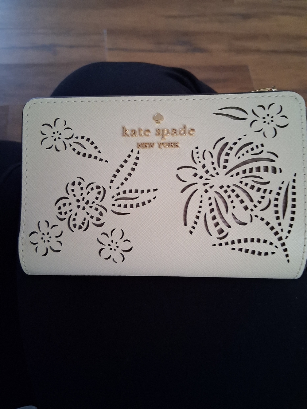 Kate Spade Wallet - Picture 3 of 5
